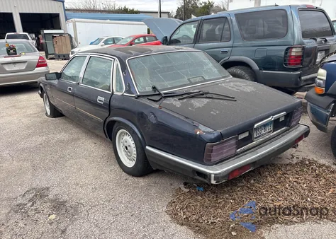 1988 Jaguar Xj6 z USA, uszkodzony, nr VIN SAJHV1645JC533614